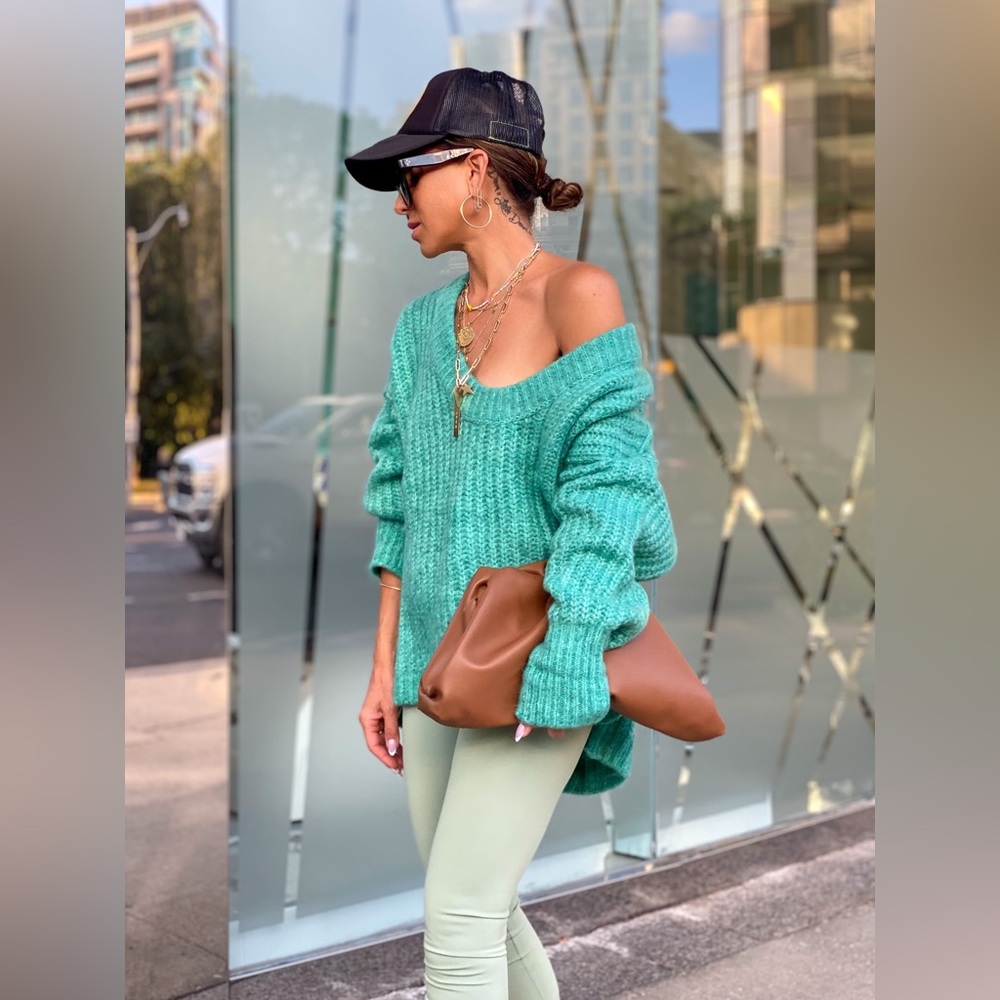 Free People NWT Blue Bell V-Neck Sweater // Electric Teal